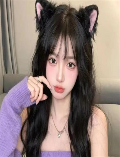 《王牌特工：特工学院无删减》制作内幕：导演的艺术风格与视觉语言 揭示艺术创作的艰辛与快乐